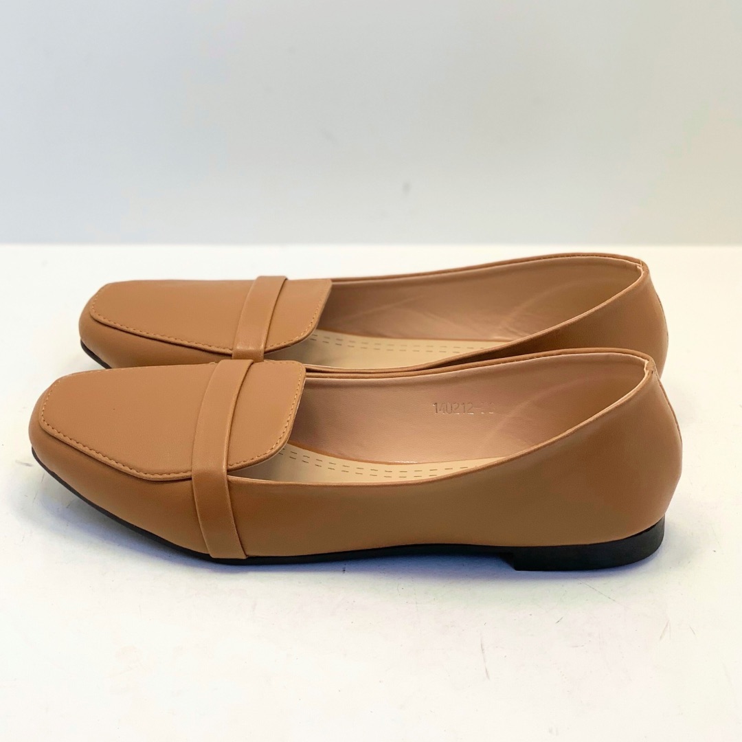 Square-Toe-Flat-Pump-Shoe-1140190-9.jpg